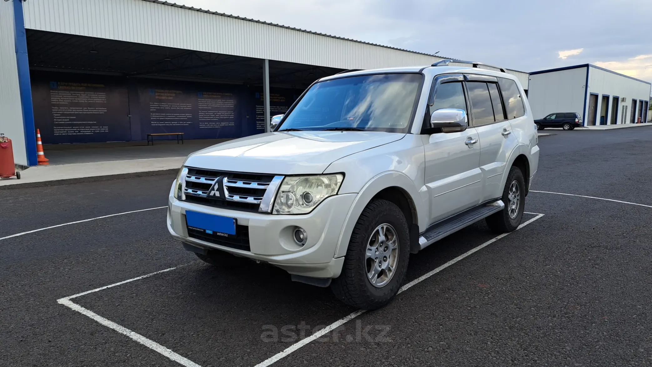 Mitsubishi Pajero 2008