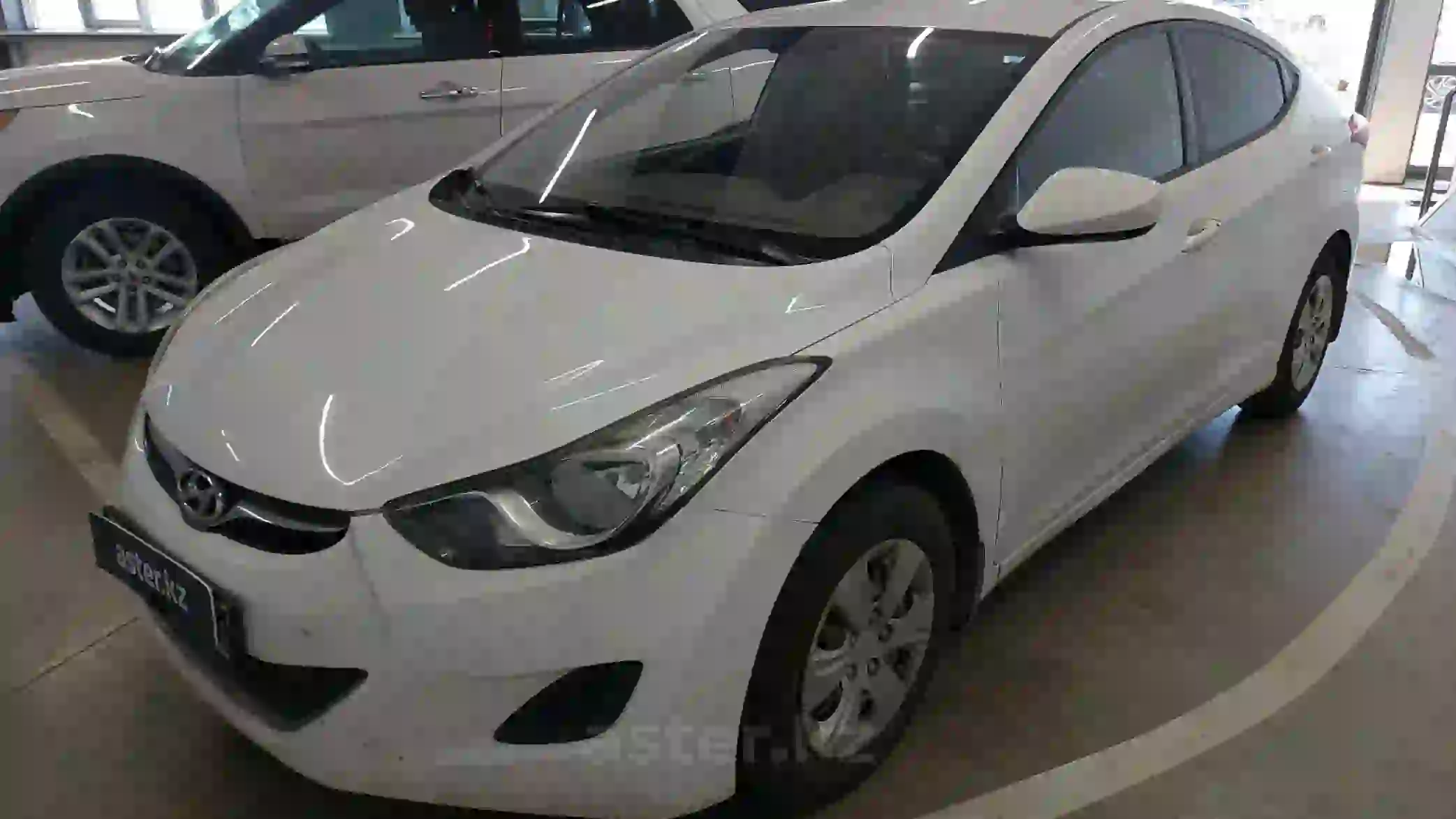 Hyundai Elantra 2013