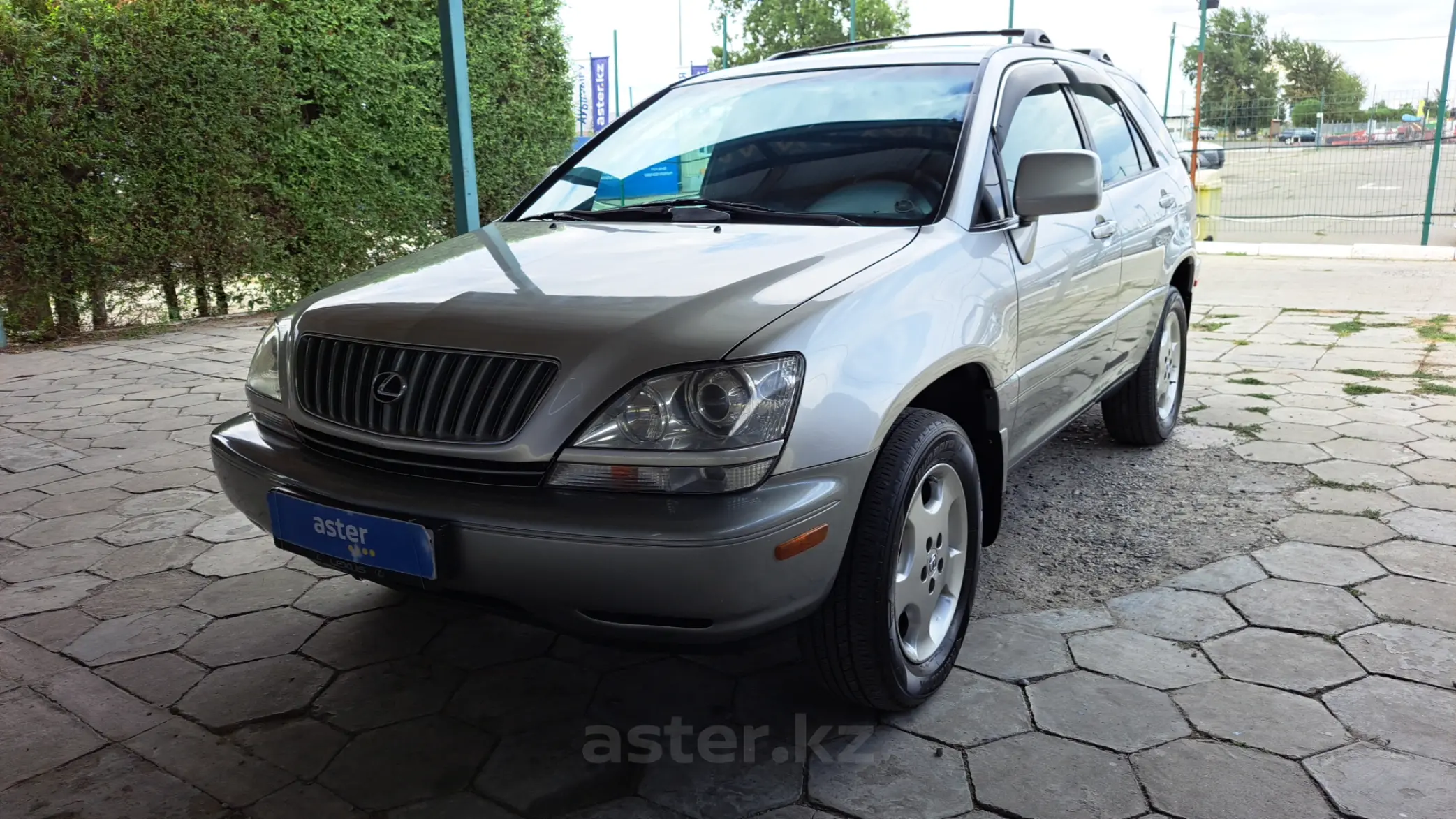 Lexus RX 2000