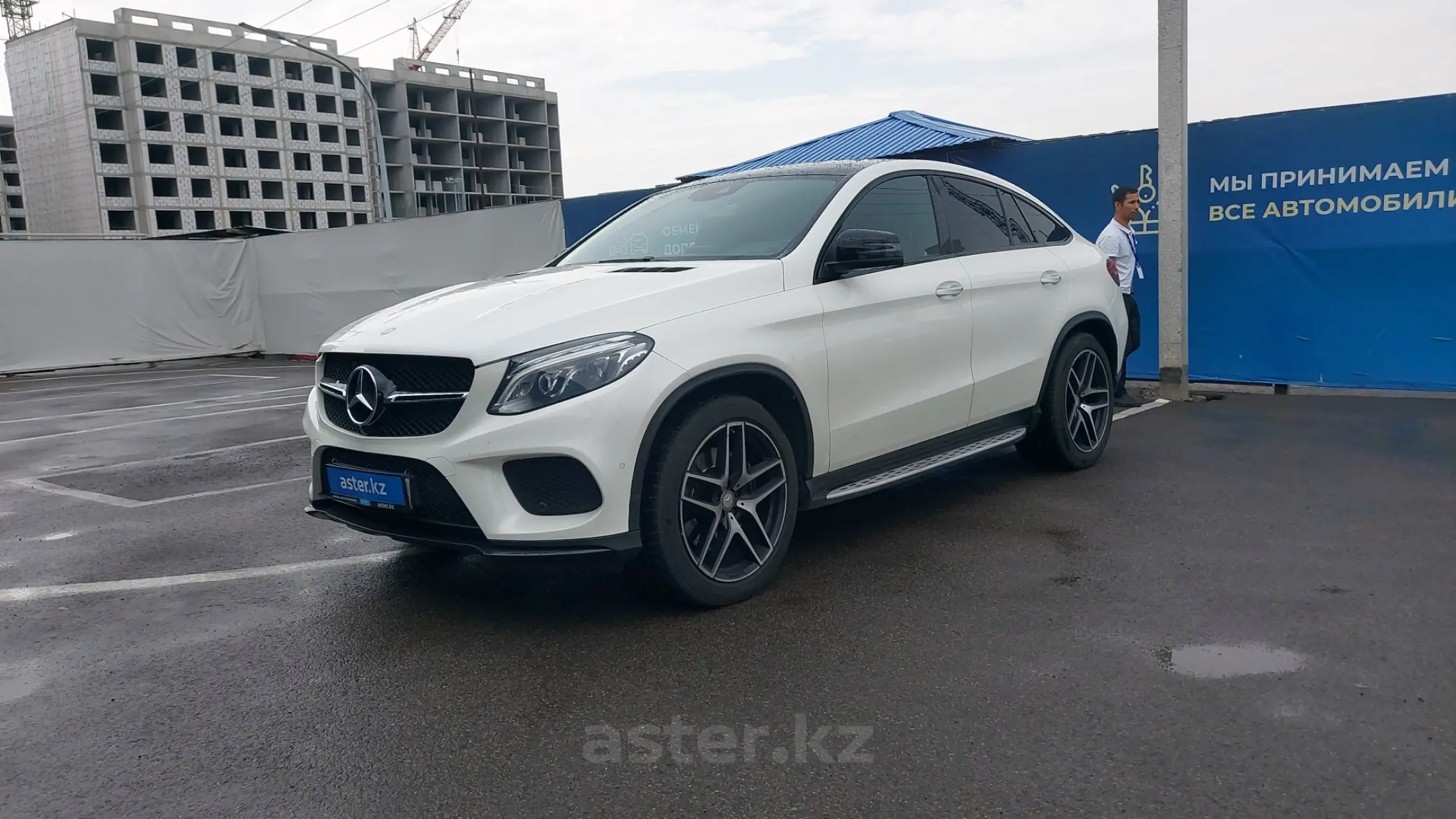 Mercedes-Benz GLE 2016