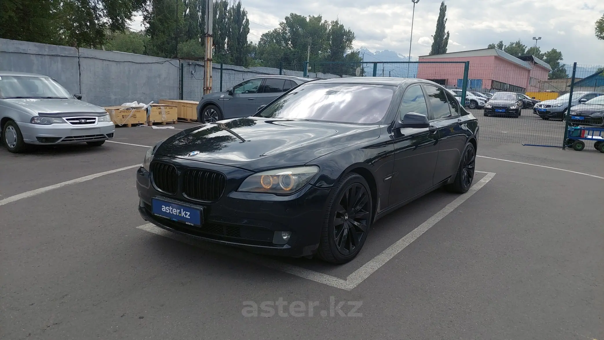 BMW 7 серии 2010