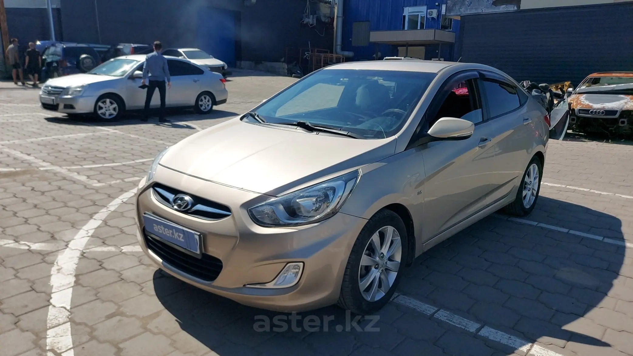 Hyundai Accent 2011