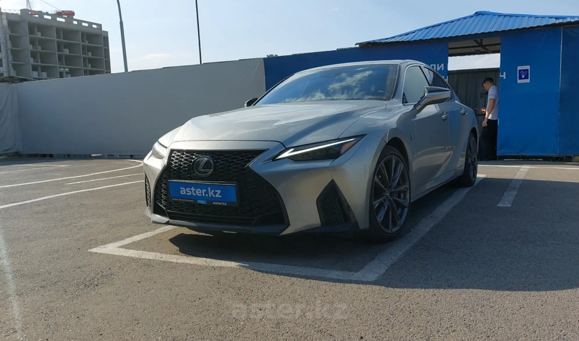 Lexus IS 2021