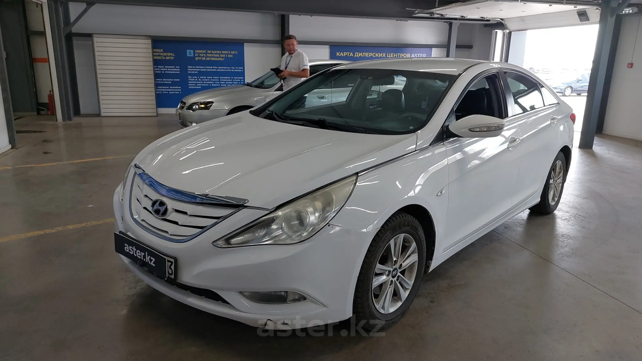 Hyundai Sonata 2011