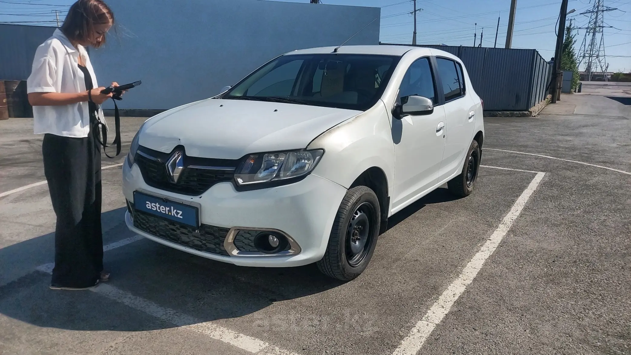 Renault Sandero 2015