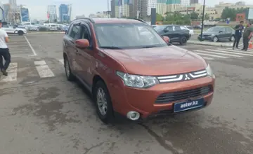 Mitsubishi Outlander 2013 года за 7 500 000 тг. в Астана фото 2