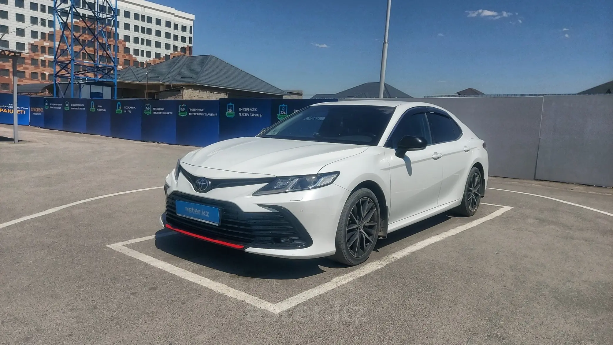 Toyota Camry 2021