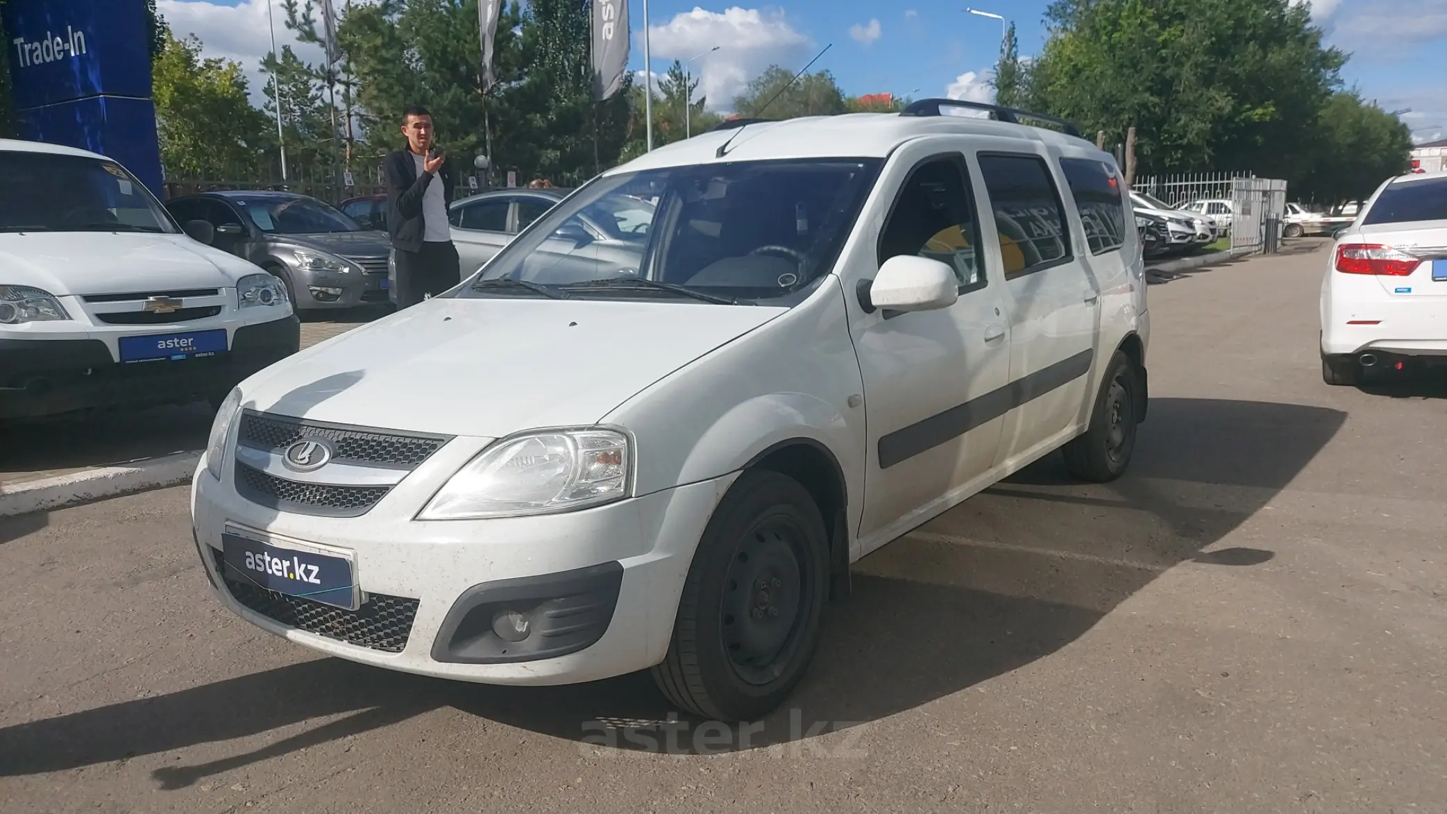 LADA (ВАЗ) Largus 2013