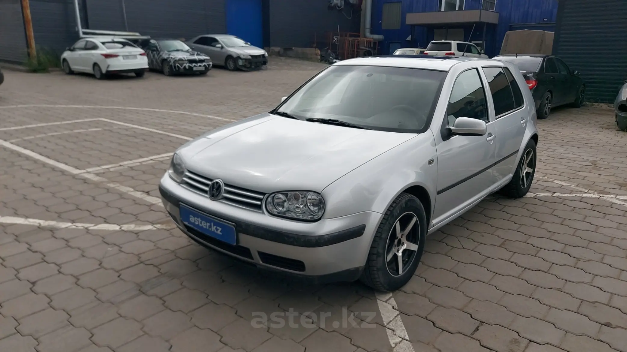 Volkswagen Golf 2001