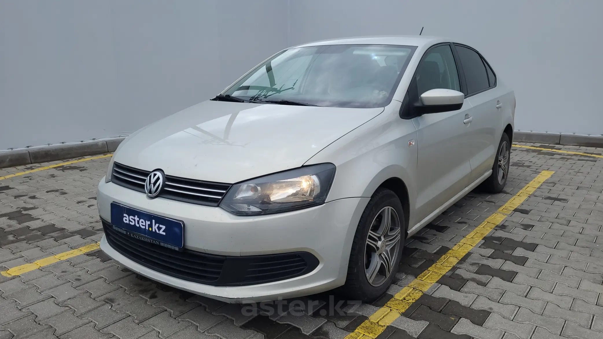 Volkswagen Polo 2013