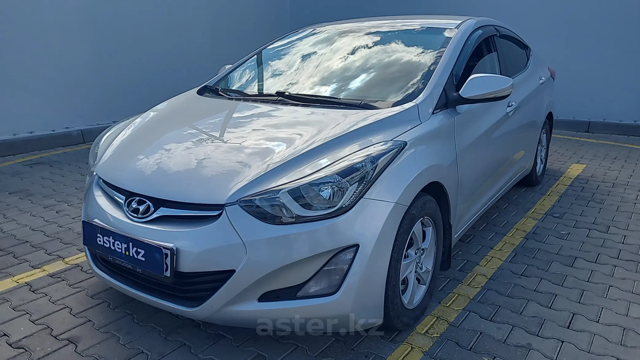 Hyundai Elantra 2016