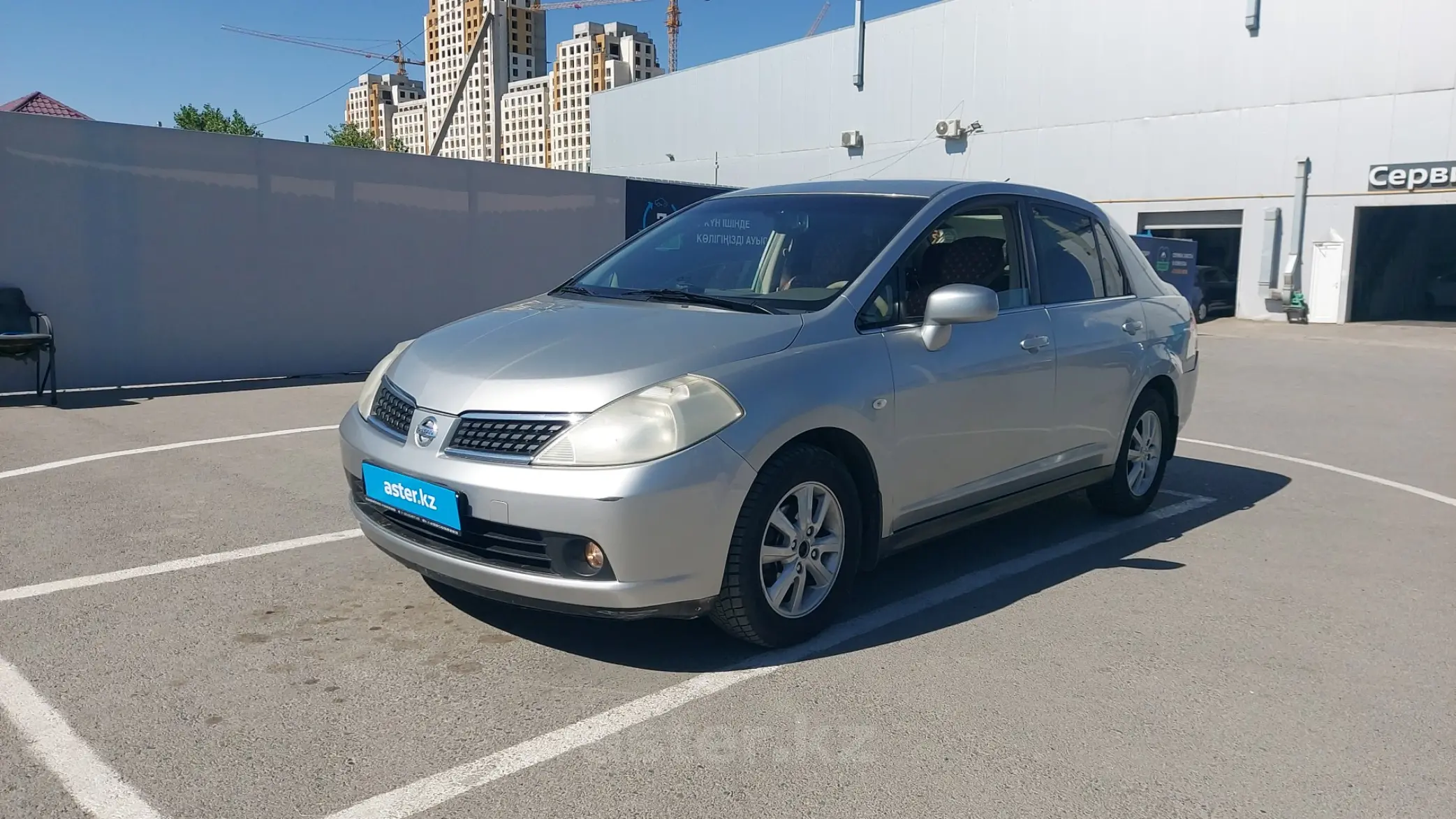 Nissan Tiida 2007