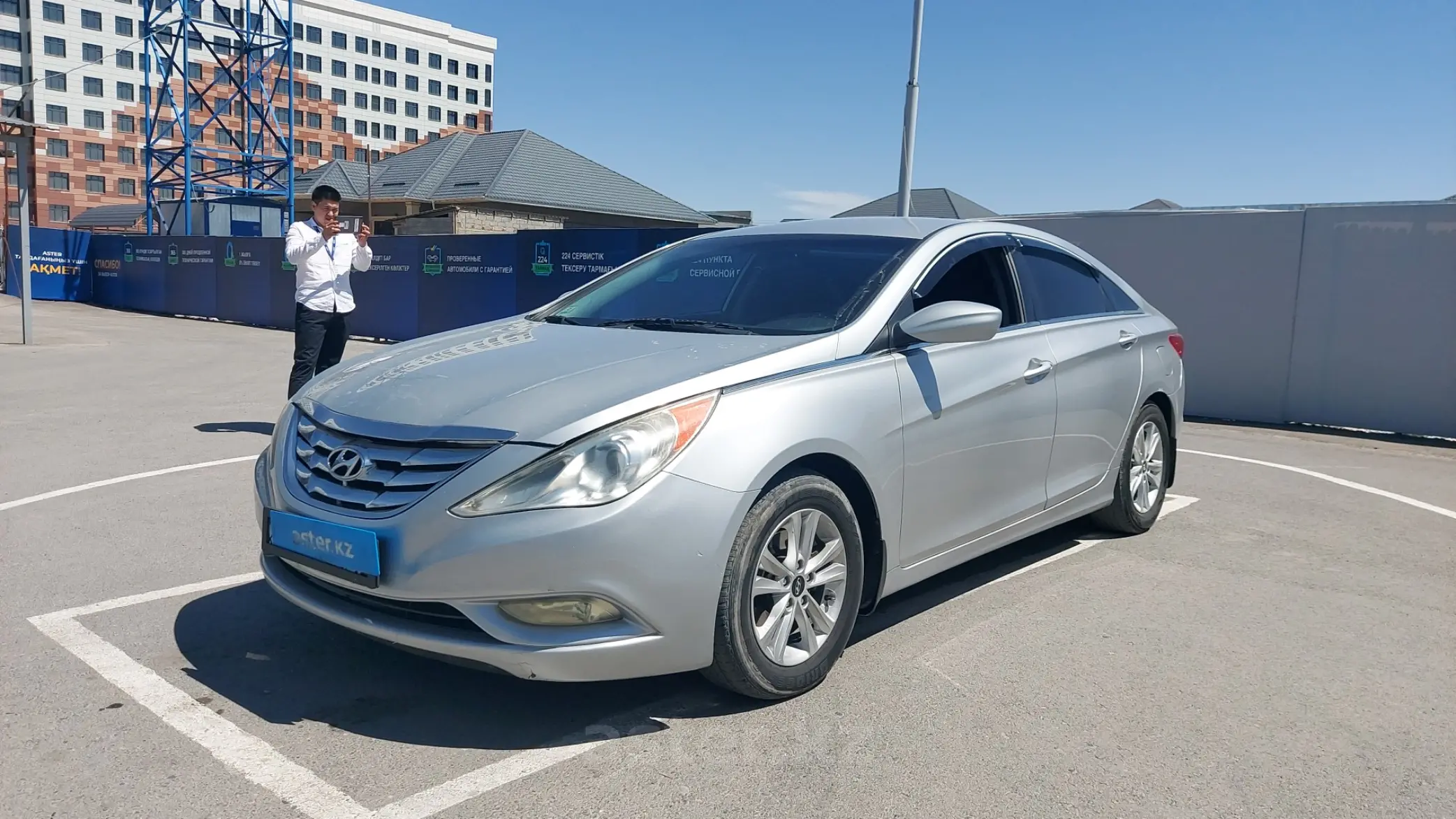 Hyundai Sonata 2011