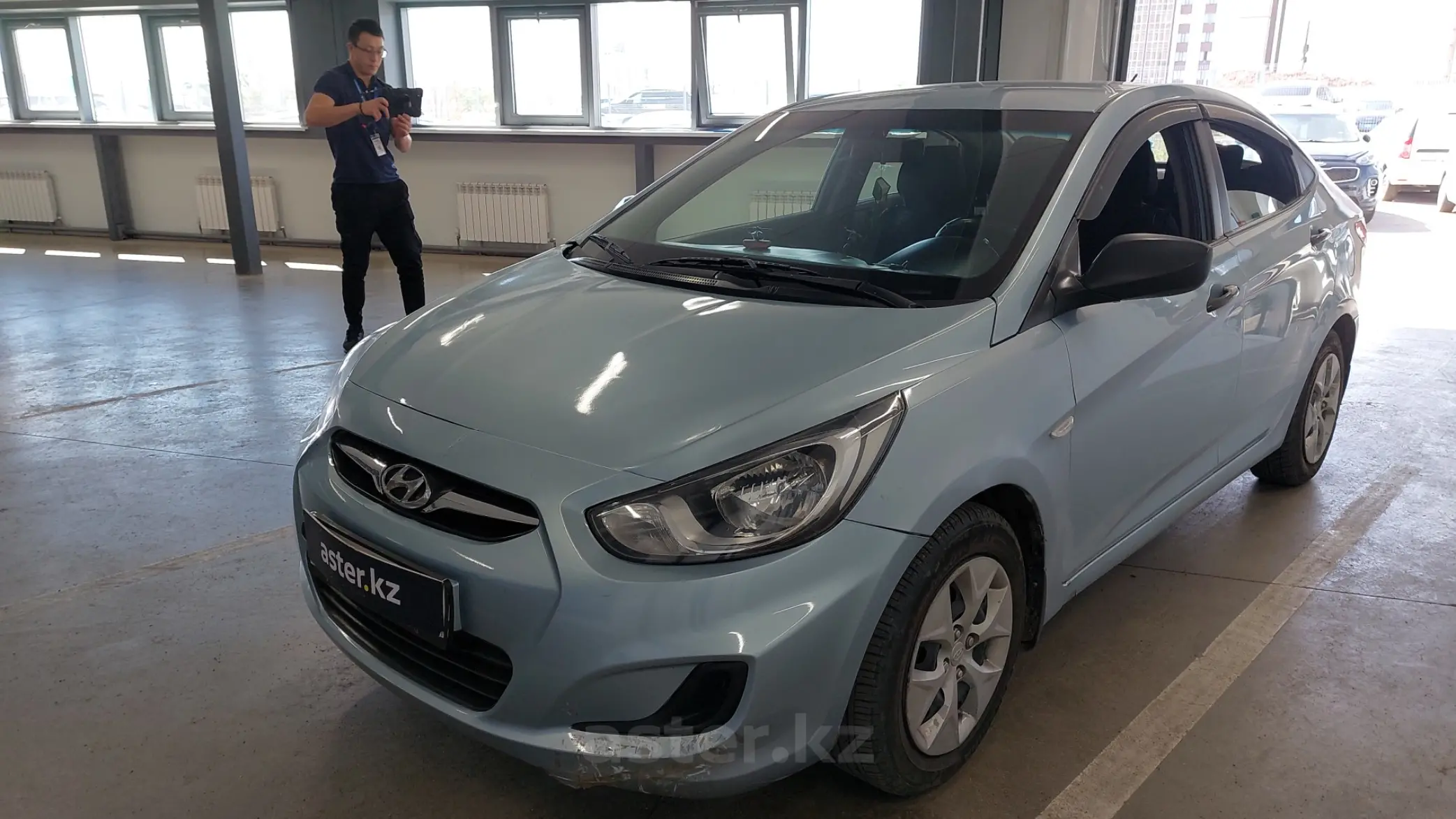 Hyundai Accent 2012