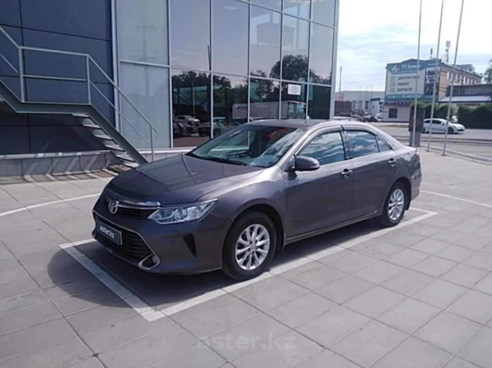 Toyota Camry 2015