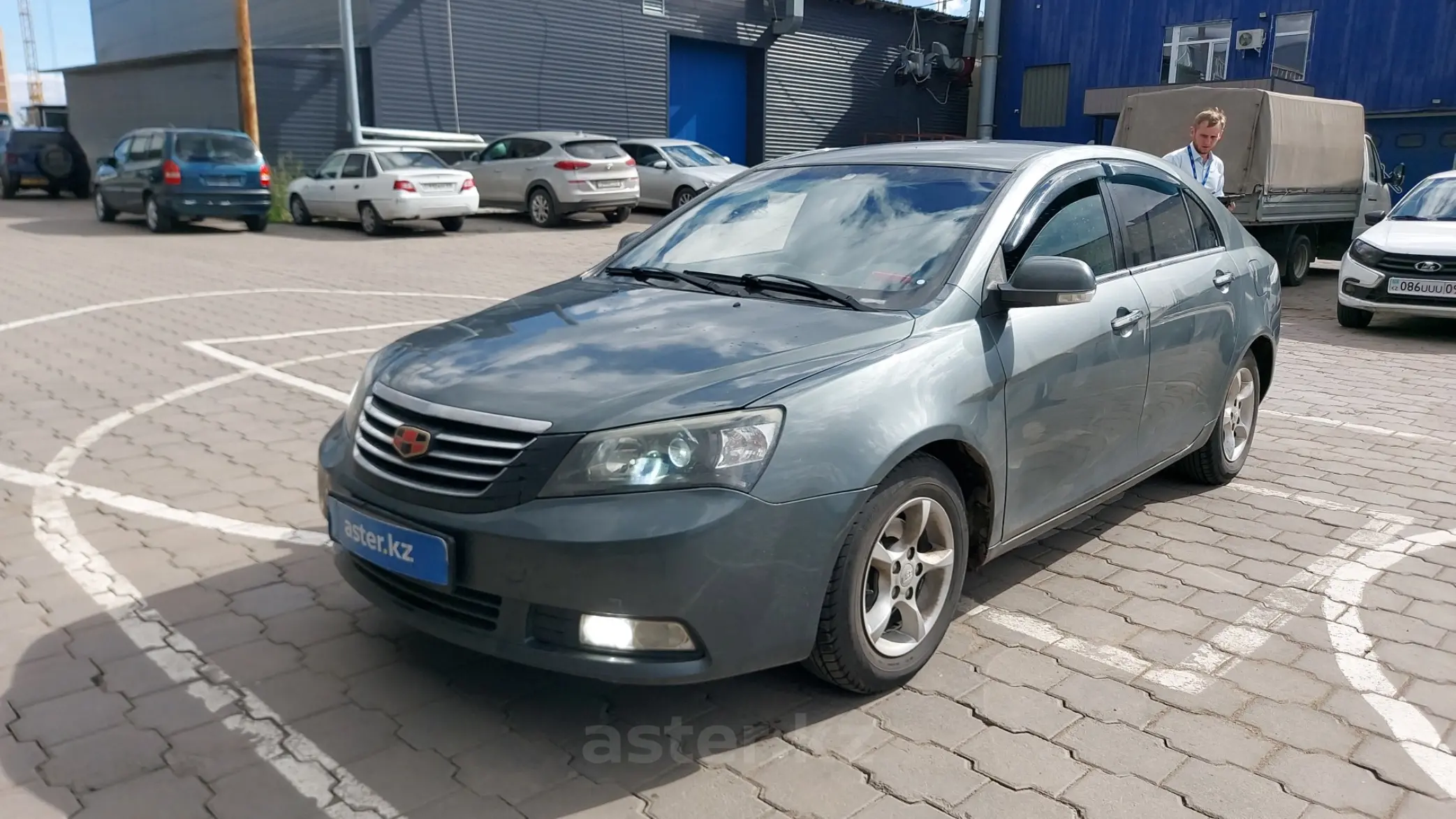 Geely Emgrand EC7 2015