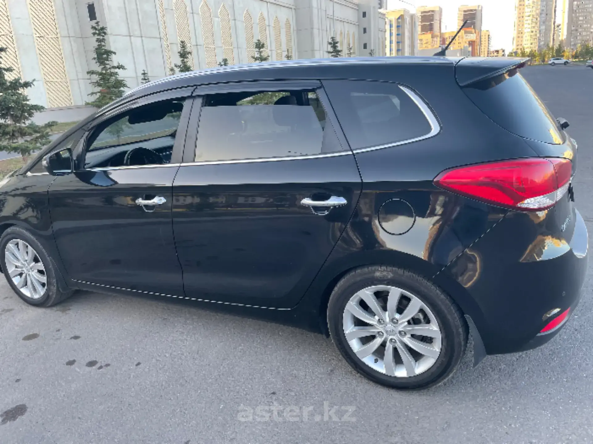 Kia Carens 2014