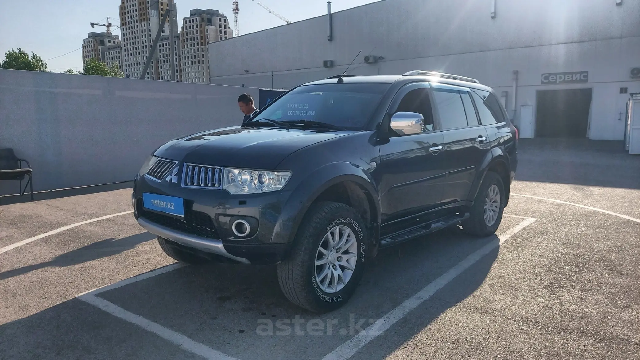 Mitsubishi Pajero Sport 2012