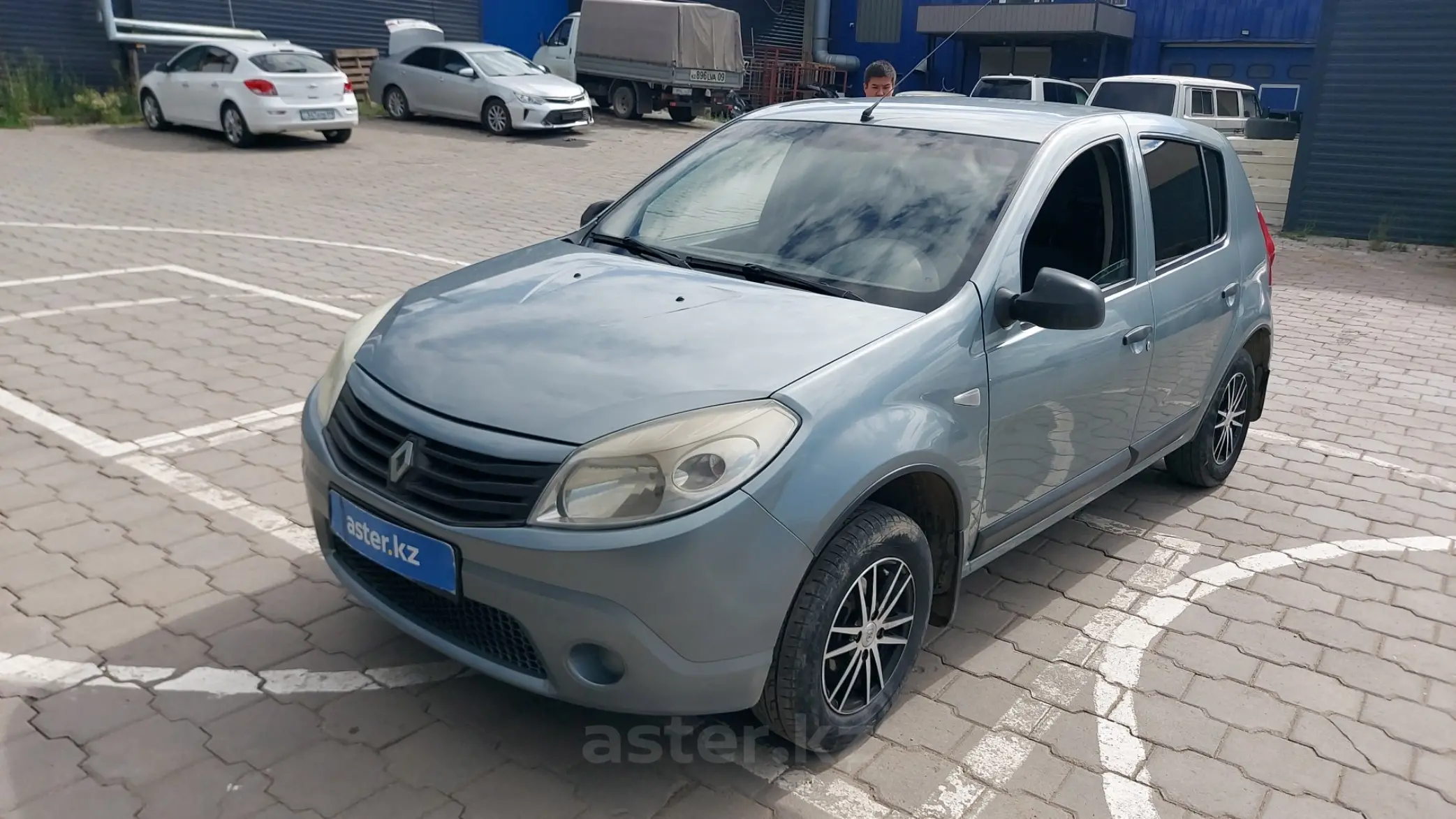 Renault Sandero 2010