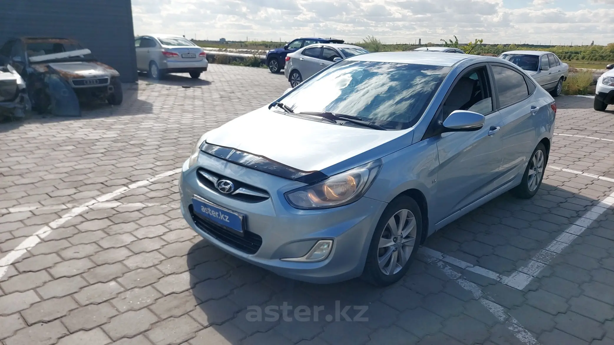 Hyundai Accent 2011