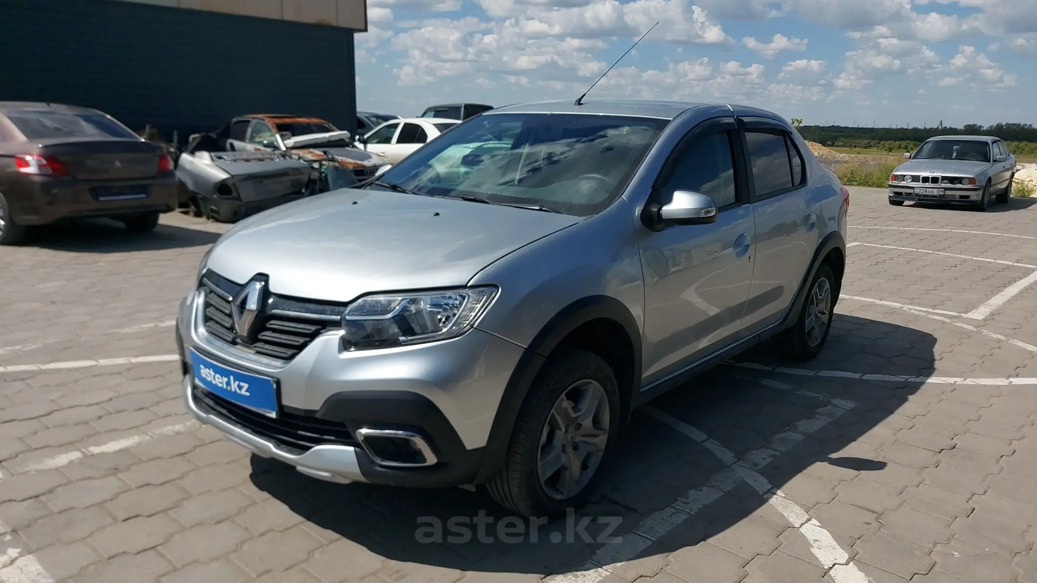 Renault Logan 2022