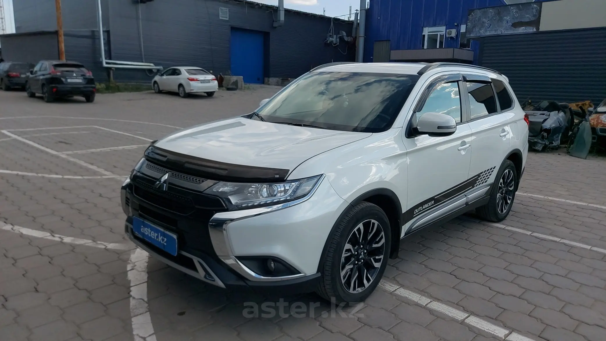 Mitsubishi Outlander 2021