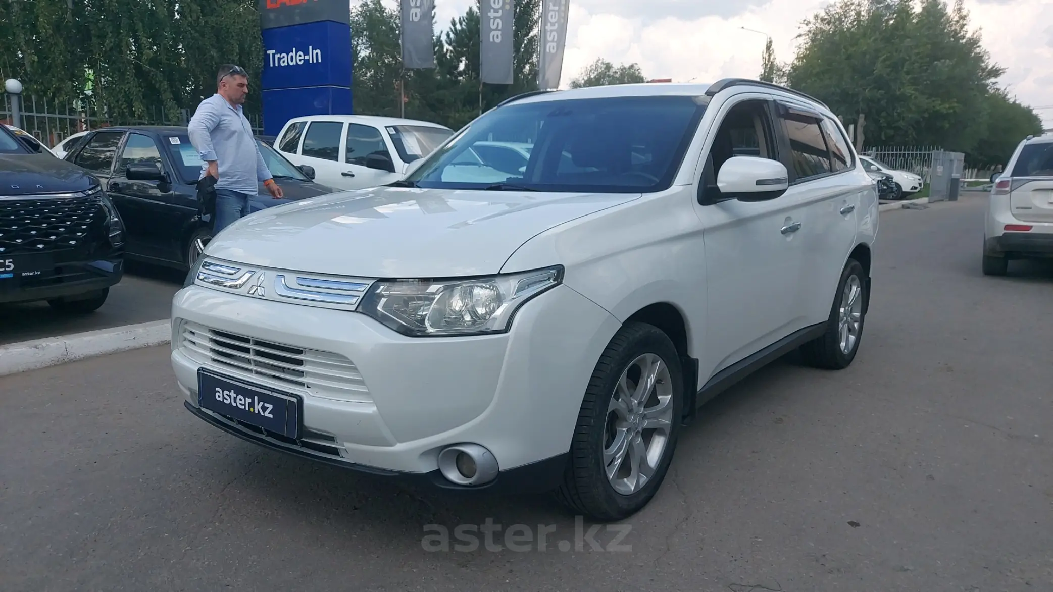 Mitsubishi Outlander 2012