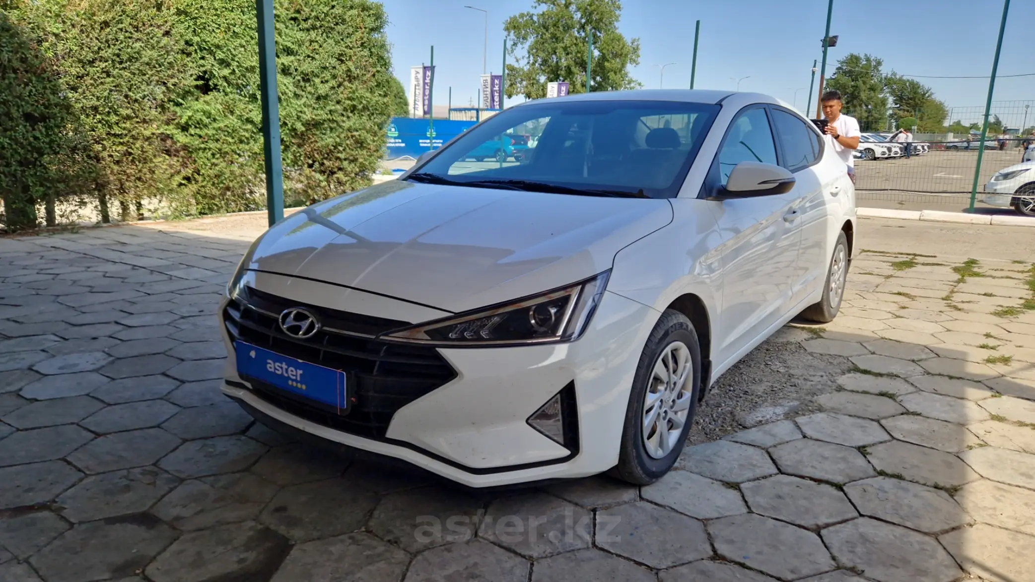 Hyundai Elantra 2019