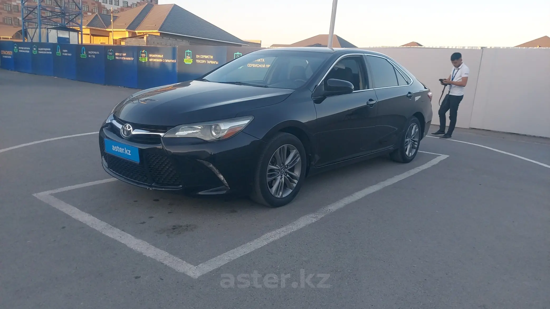 Toyota Camry 2016