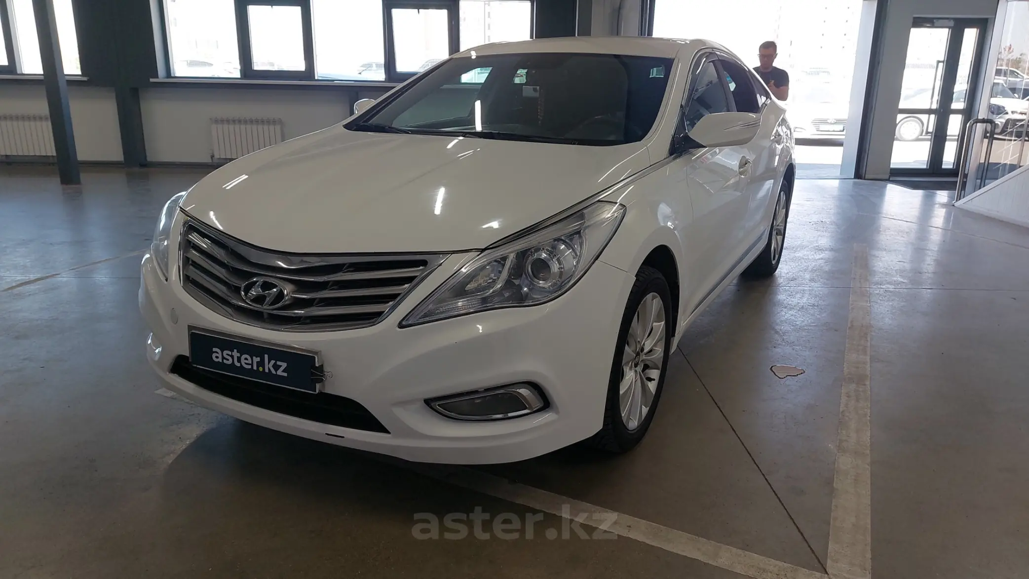 Hyundai Grandeur 2012