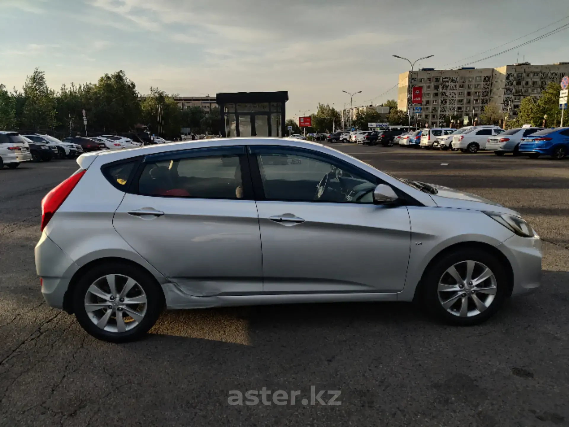 Hyundai Accent 2013