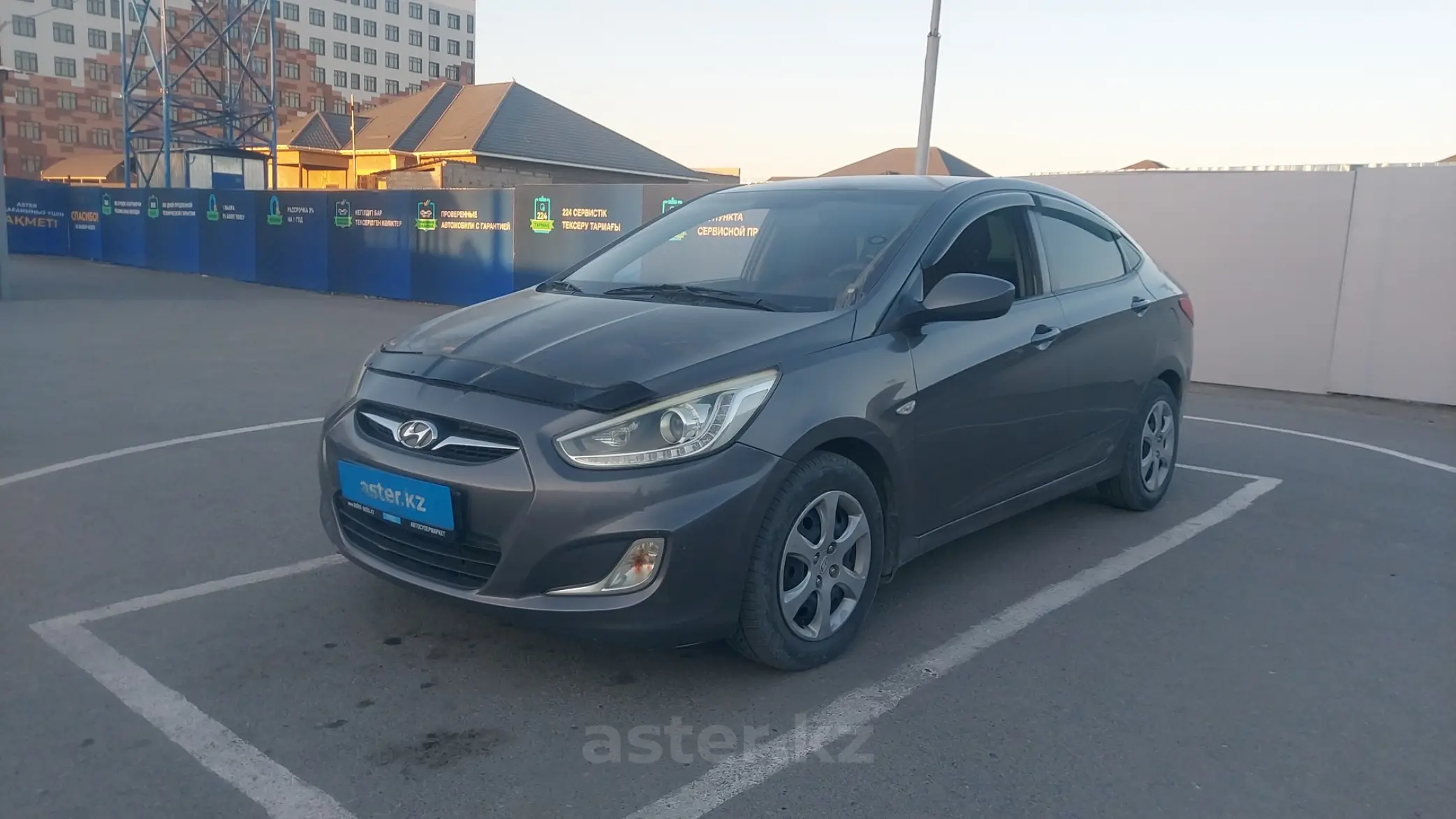 Hyundai Accent 2013