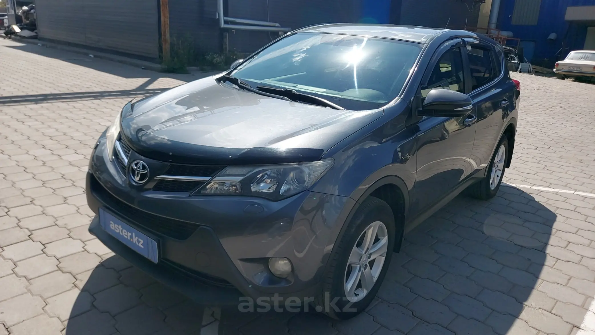 Toyota RAV4 2014