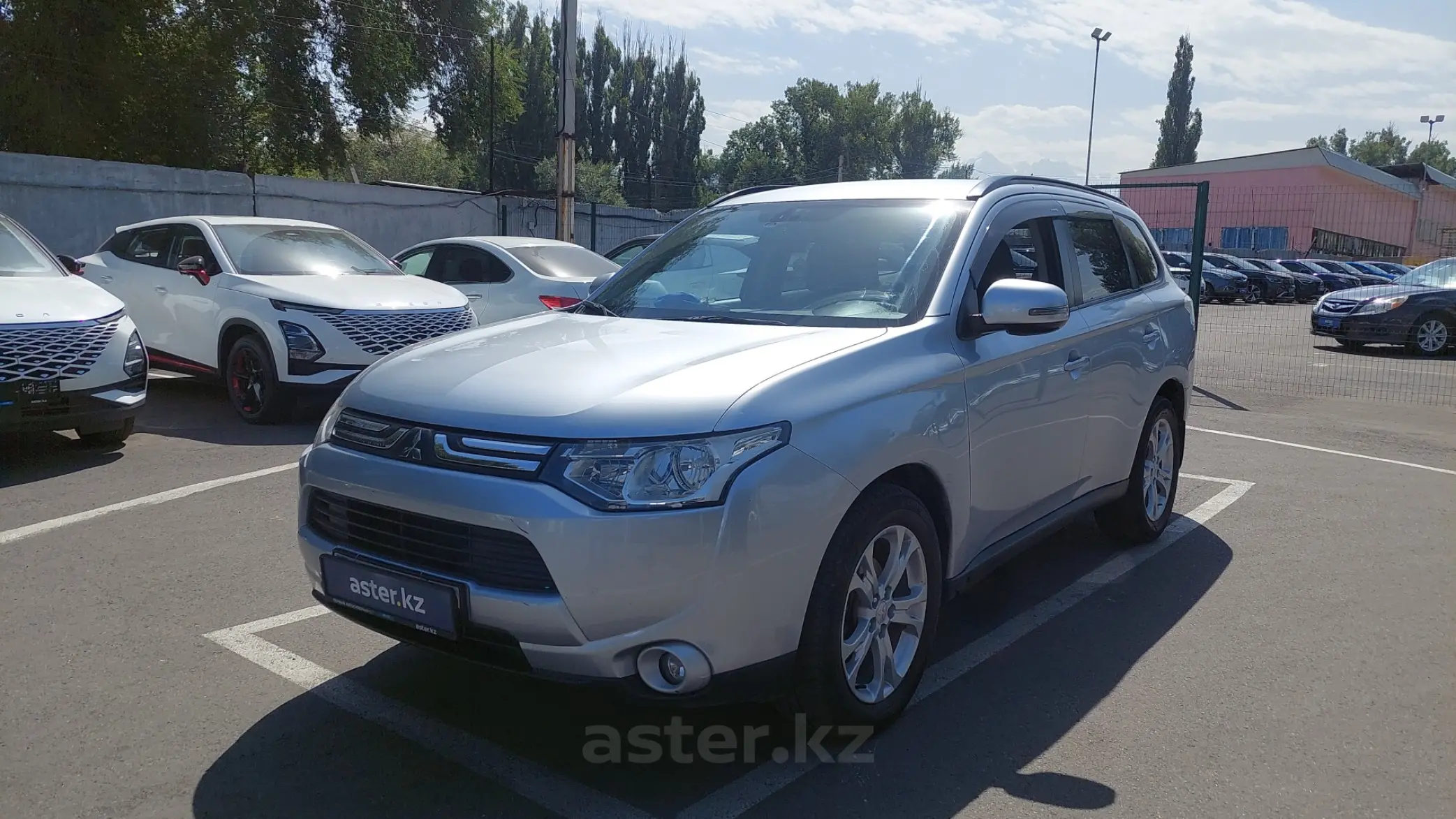 Mitsubishi Outlander 2013