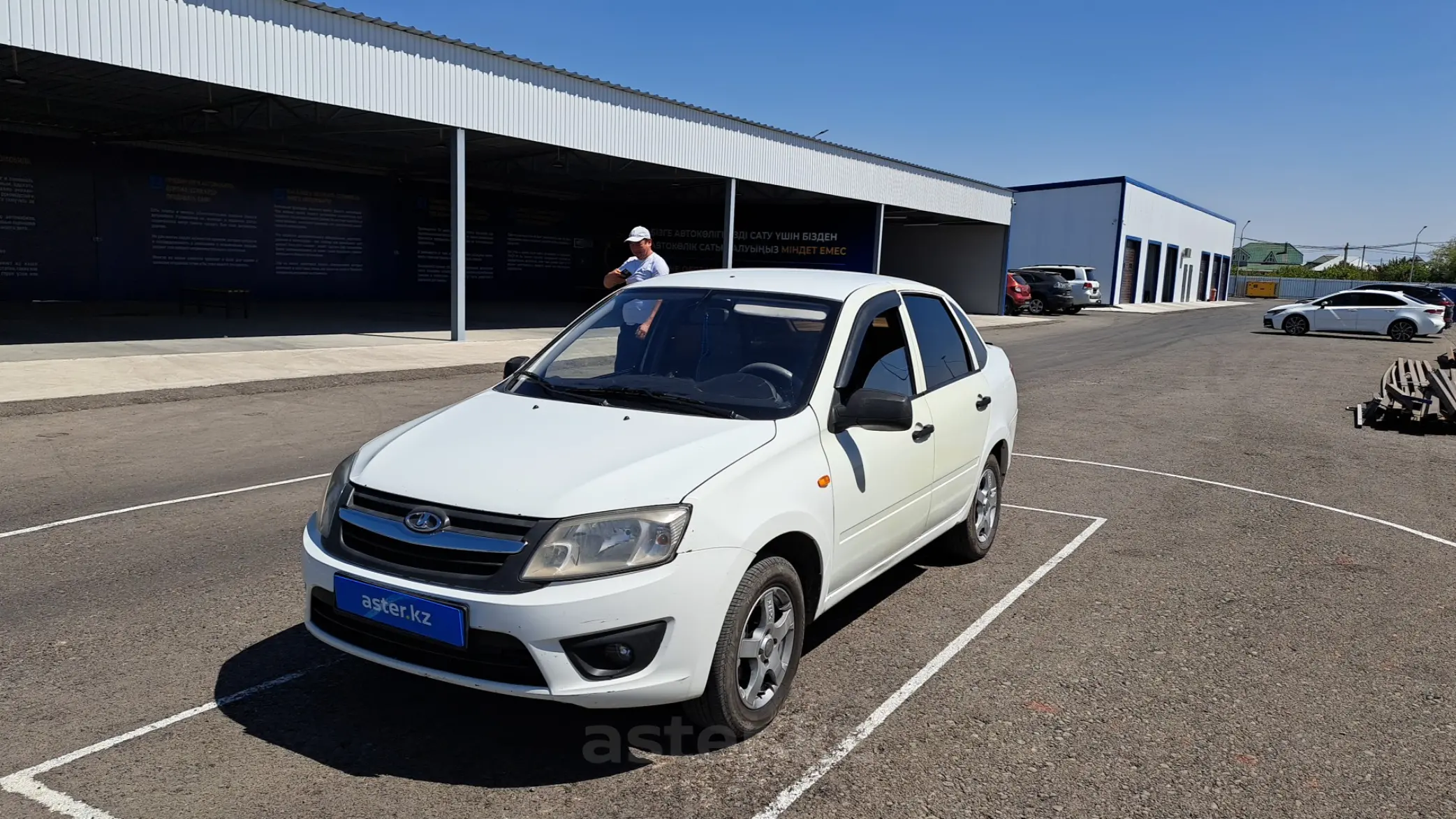 LADA (ВАЗ) Granta 2015