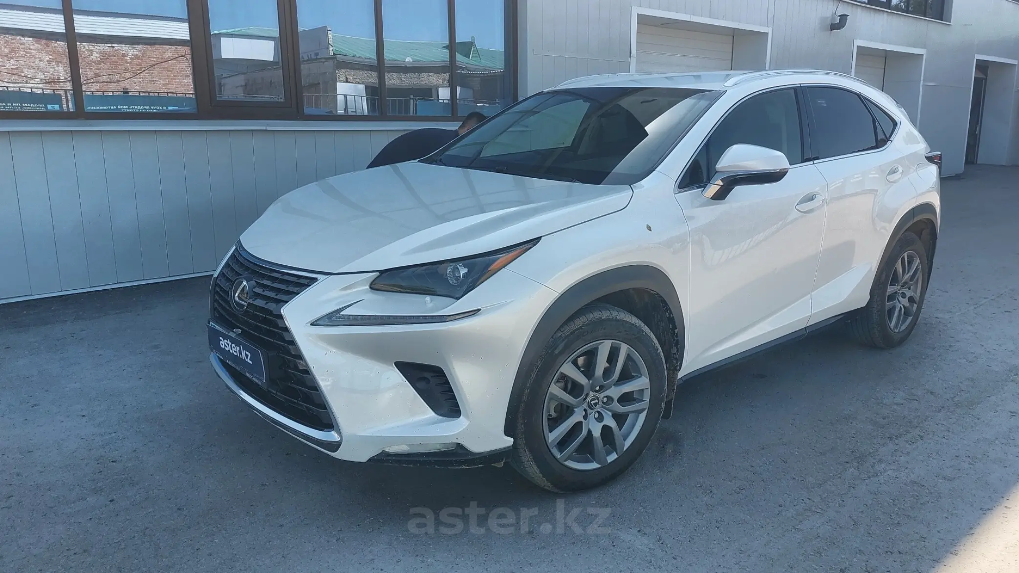 Lexus NX 2018