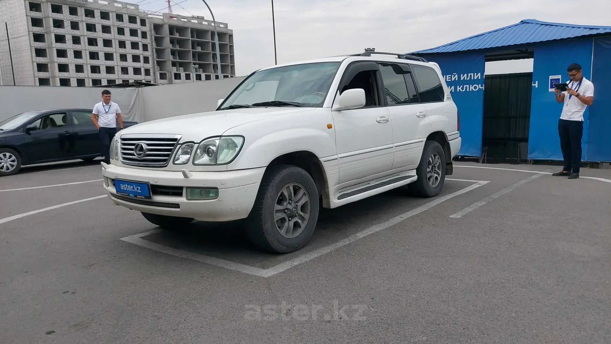 Lexus LX 2007