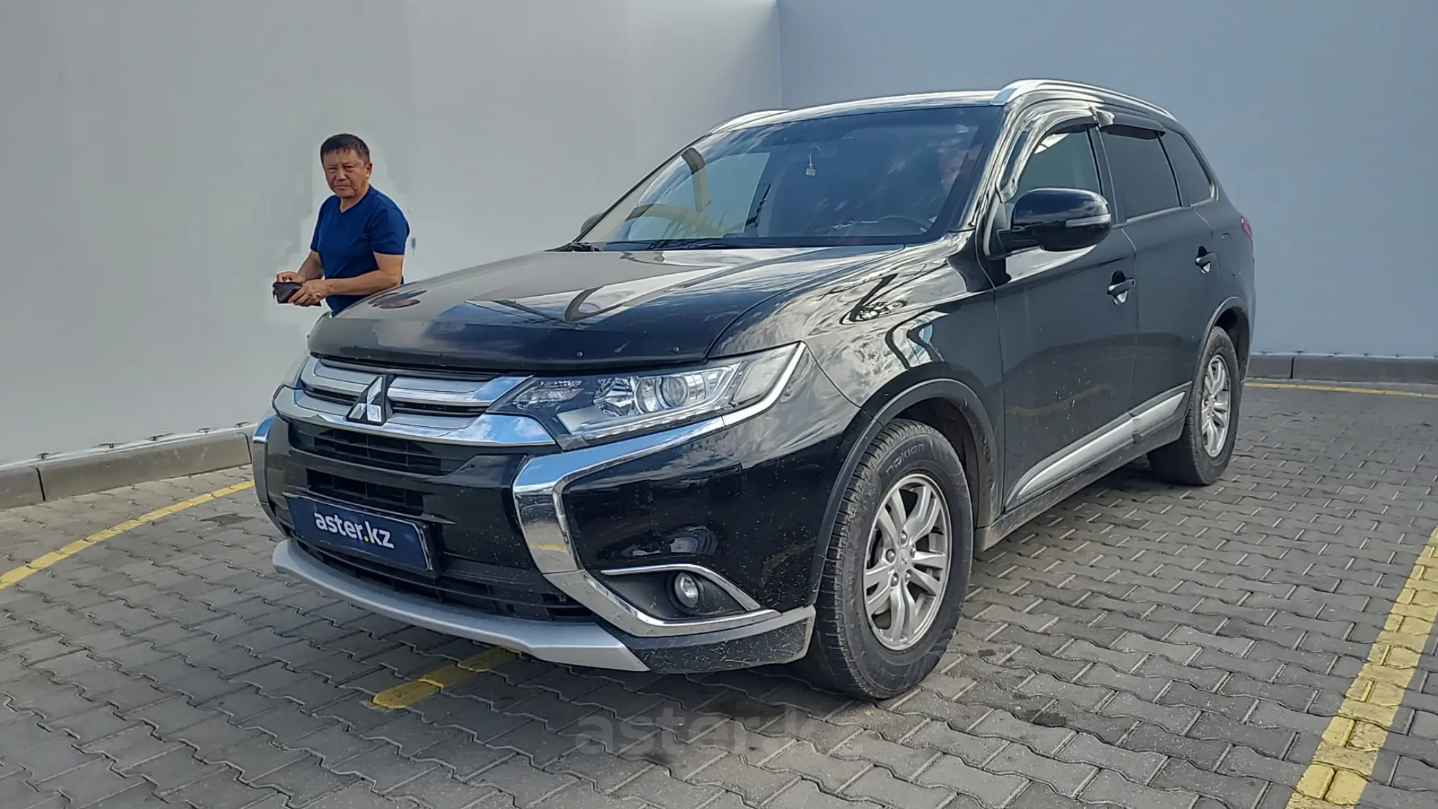 Mitsubishi Outlander 2015