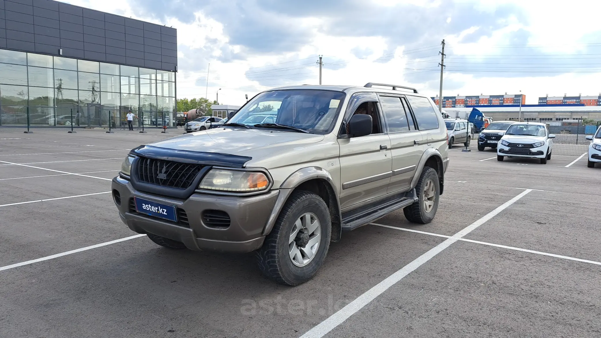 Mitsubishi Montero 2001