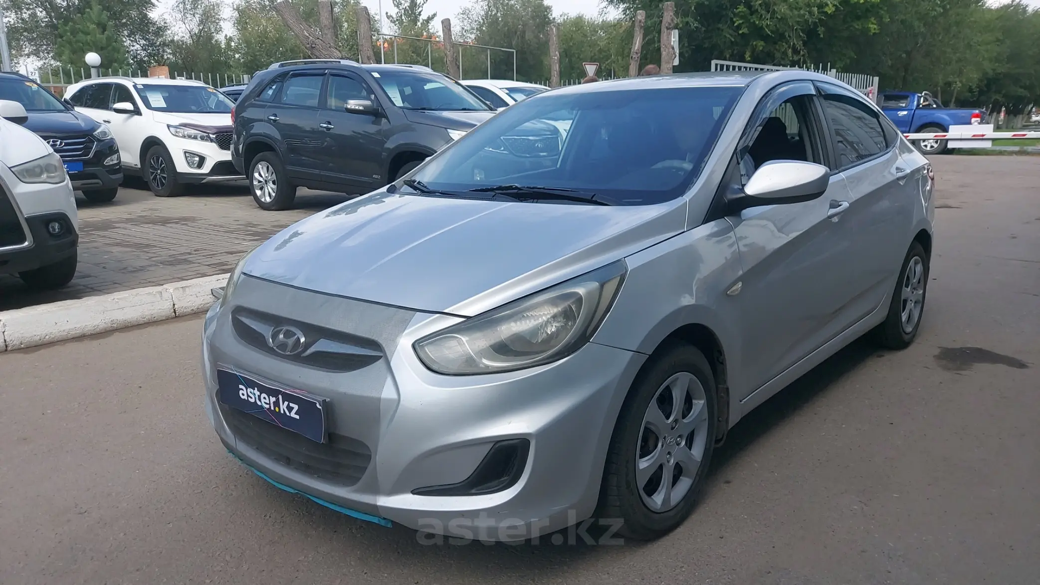 Hyundai Accent 2014