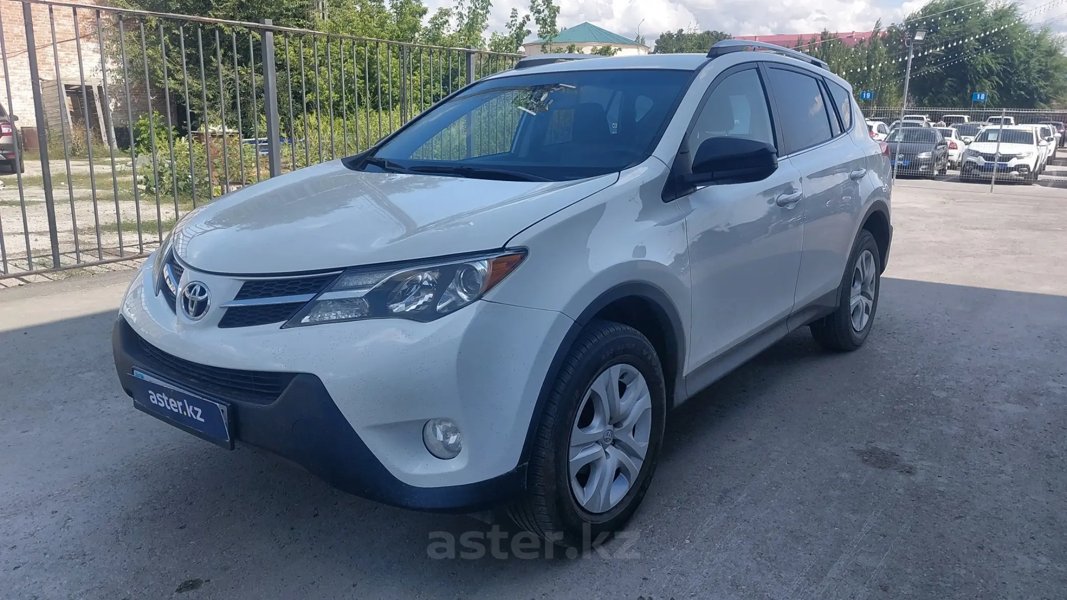 Toyota RAV4 2015