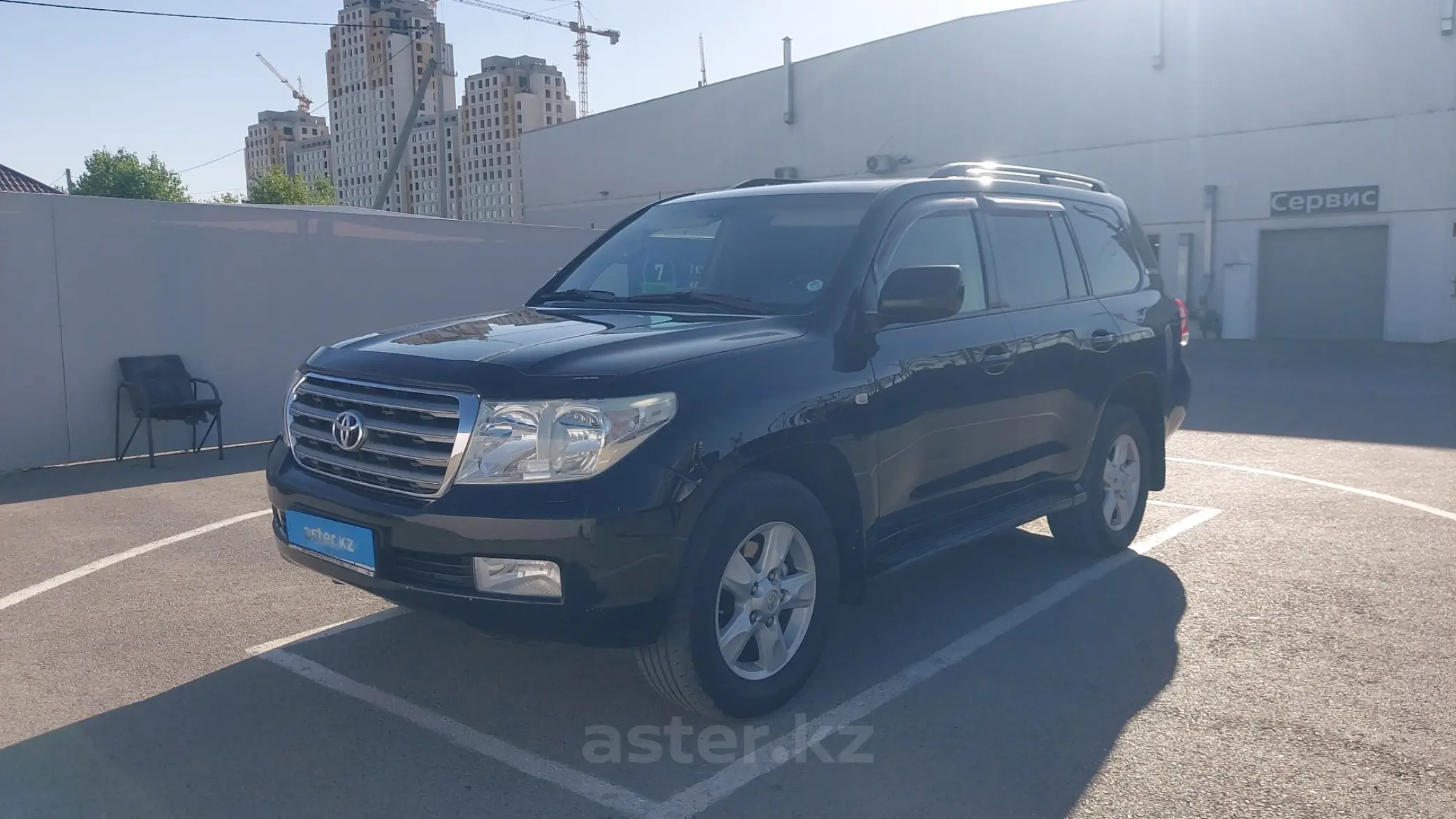 Toyota Land Cruiser 2011