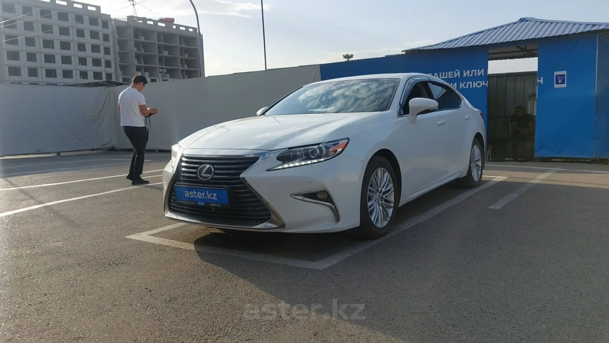 Lexus ES 2018