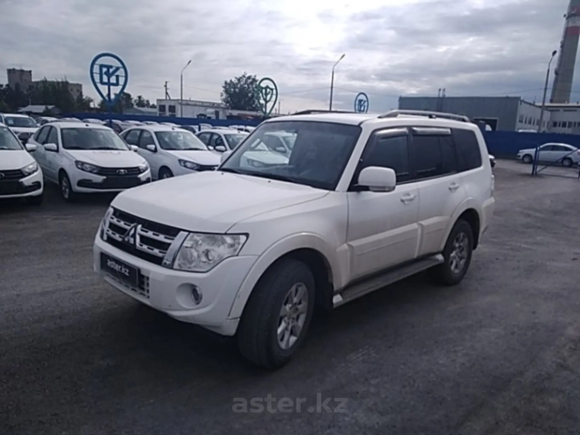 Mitsubishi Pajero 2012