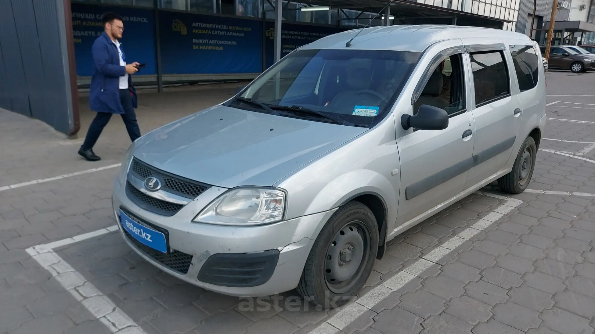 LADA (ВАЗ) Largus 2015