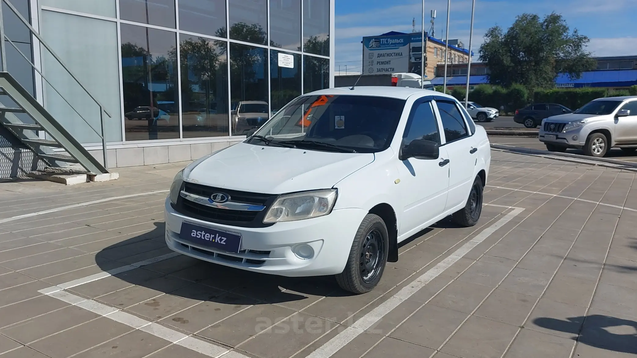 LADA (ВАЗ) Granta 2013