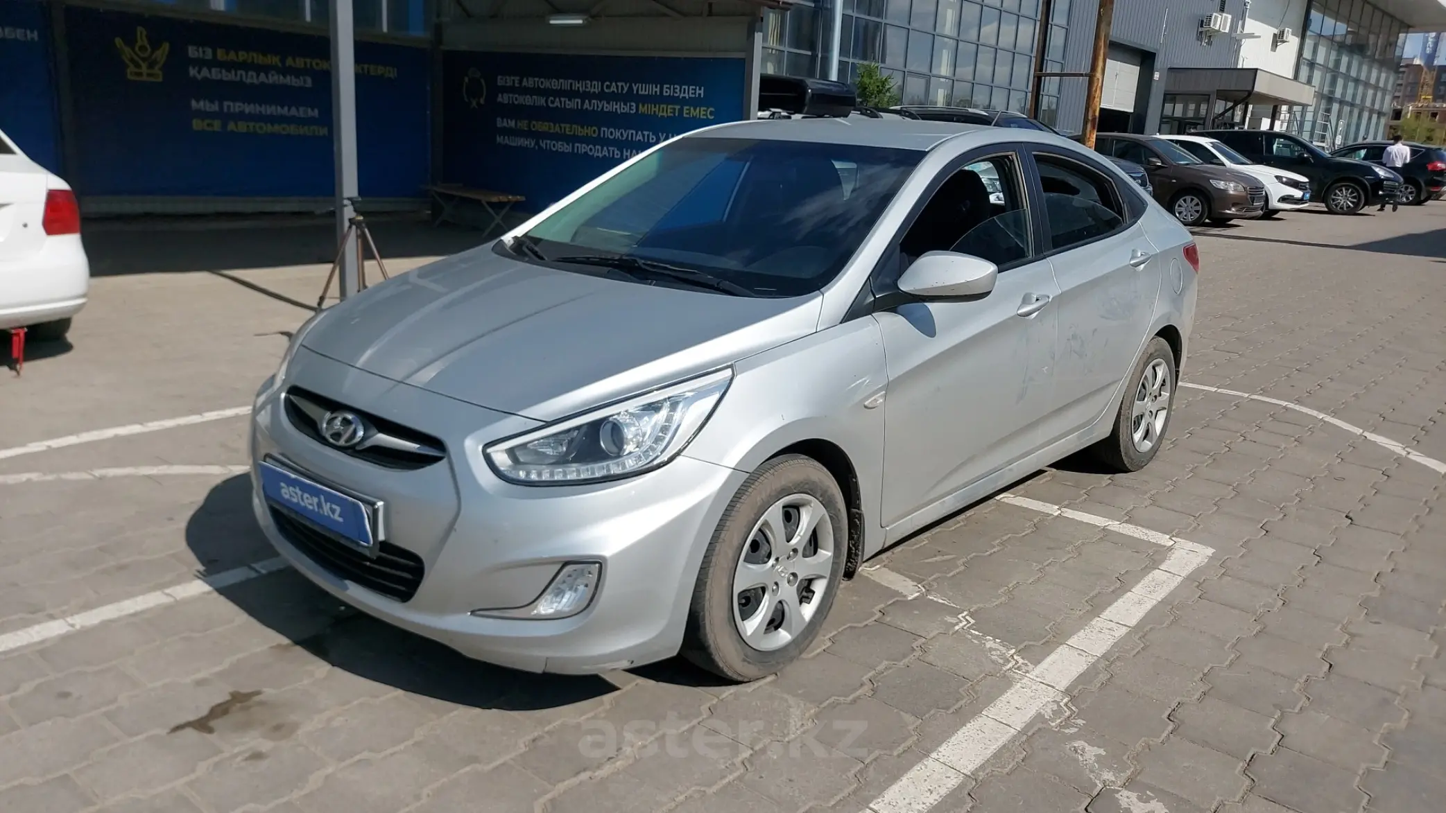 Hyundai Accent 2014