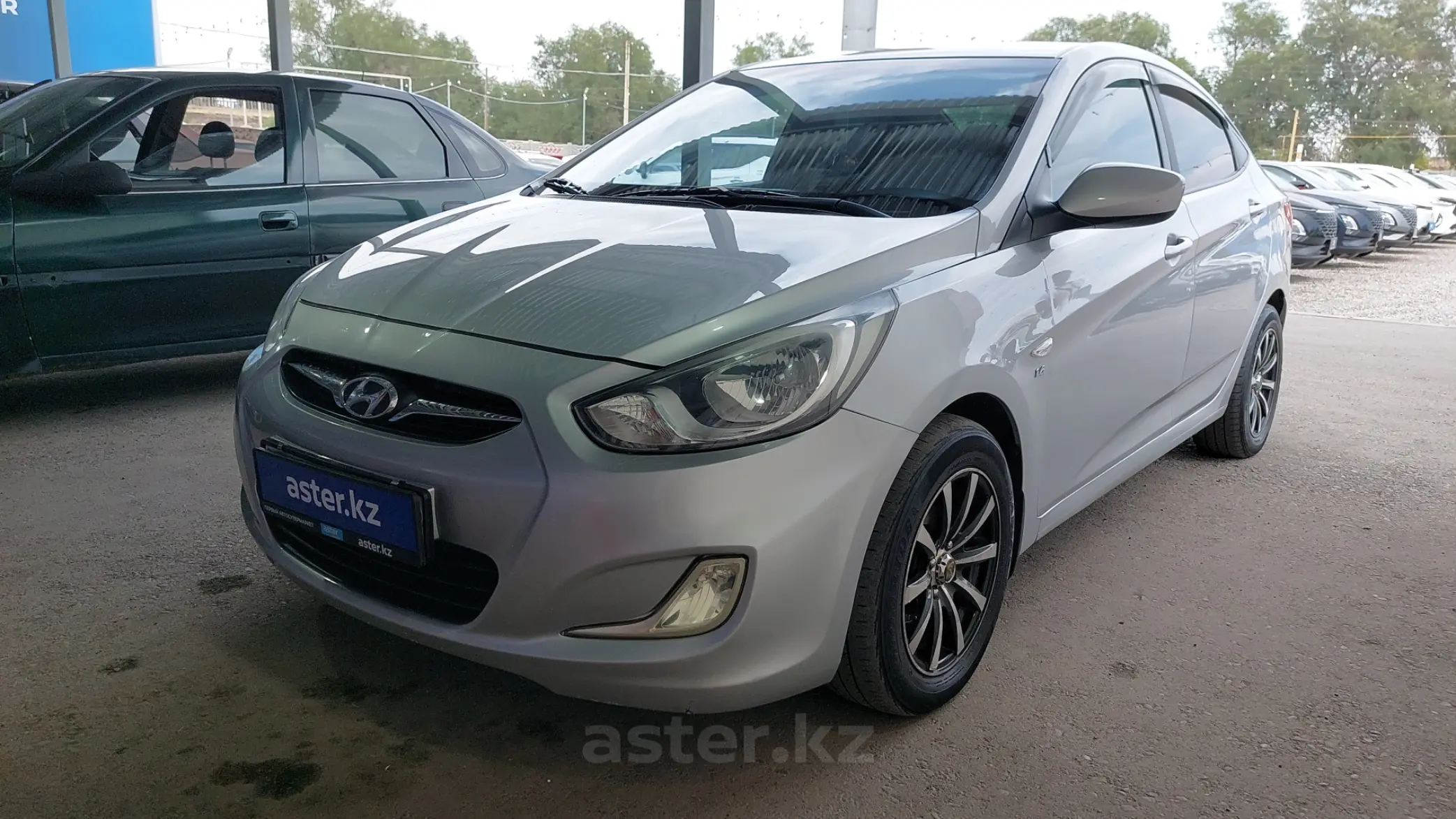 Hyundai Accent 2014