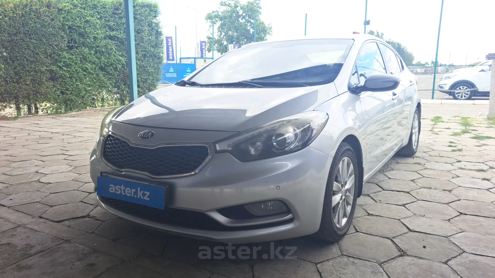 Kia Cerato 2013 серый