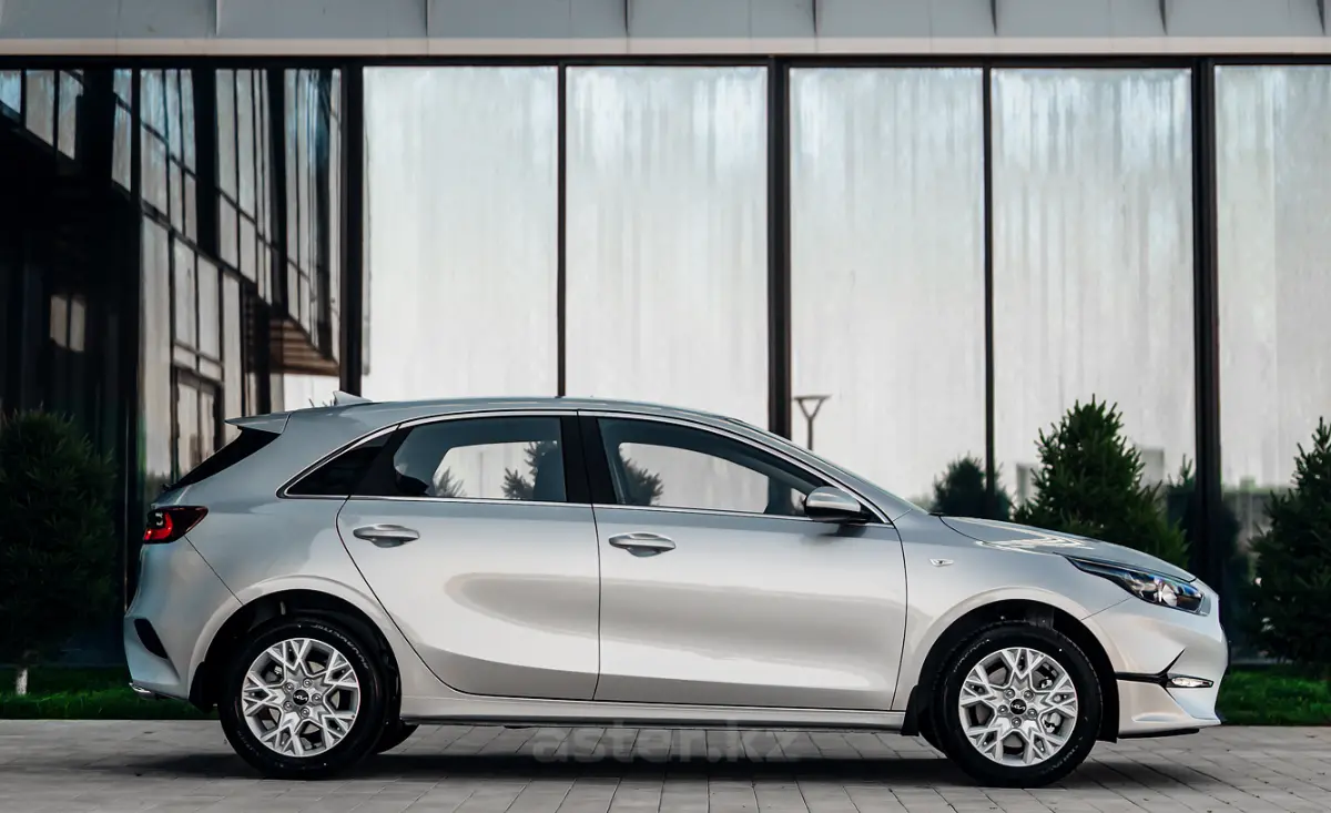 2023 Kia Ceed